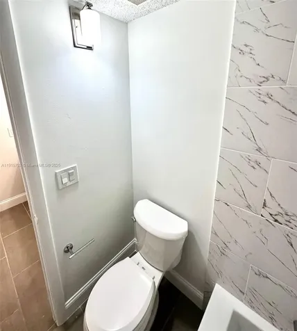 4561 W Mcnab Road Pompano Beach FL 33069