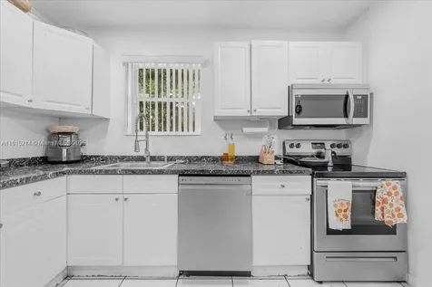640 NE 168th Street North Miami Beach FL 33162