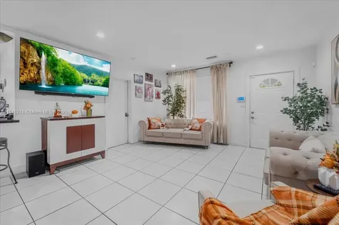 640 NE 168th Street North Miami Beach FL 33162