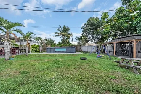 640 NE 168th Street North Miami Beach FL 33162