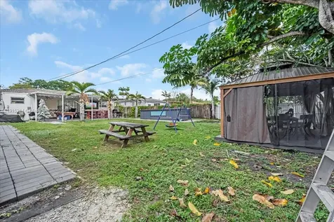 640 NE 168th Street North Miami Beach FL 33162