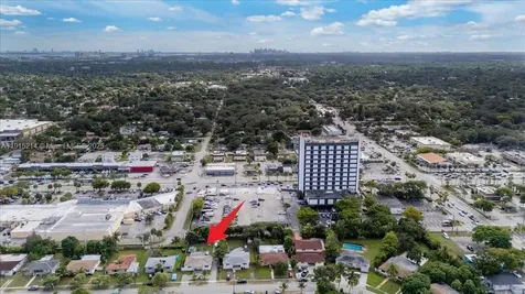 640 NE 168th Street North Miami Beach FL 33162