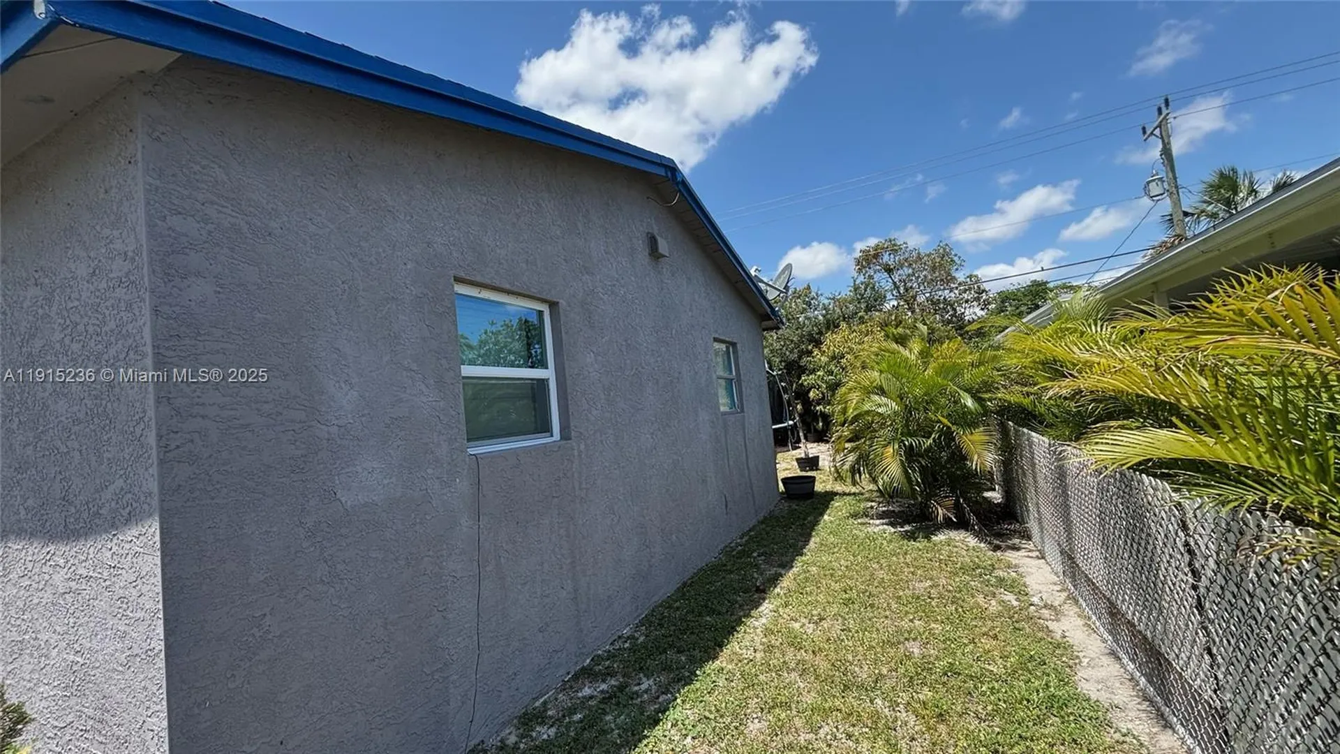 2731 NW 1st Court Pompano Beach FL 33069