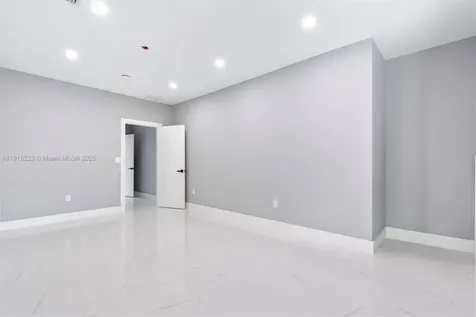 6884 NW 30th Avenue Fort Lauderdale FL 33309