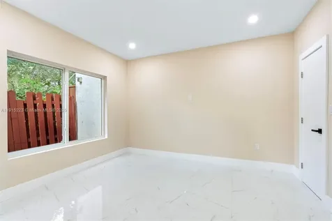 6884 NW 30th Avenue Fort Lauderdale FL 33309