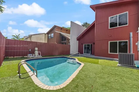 6884 NW 30th Avenue Fort Lauderdale FL 33309