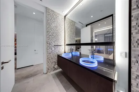 250 NW 24th Street Miami FL 33127