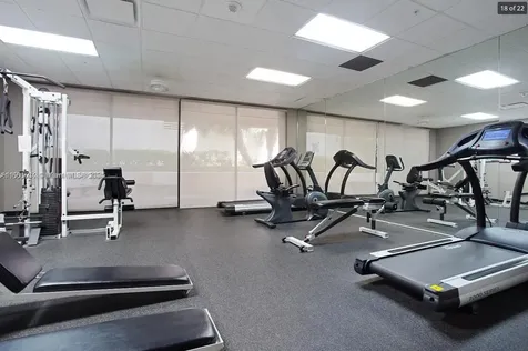 1621 Collins Avenue Miami Beach FL 33139
