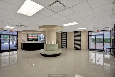 1621 Collins Avenue Miami Beach FL 33139