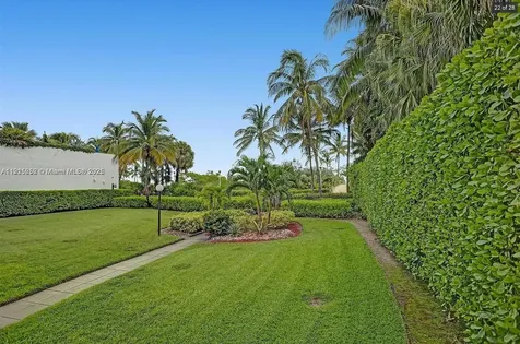 1621 Collins Avenue Miami Beach FL 33139