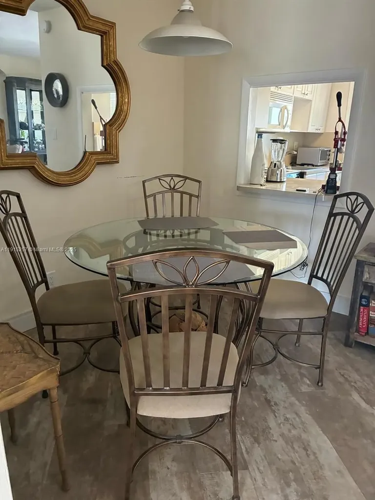 2050 NE 39th Street Lighthouse Point FL 33064