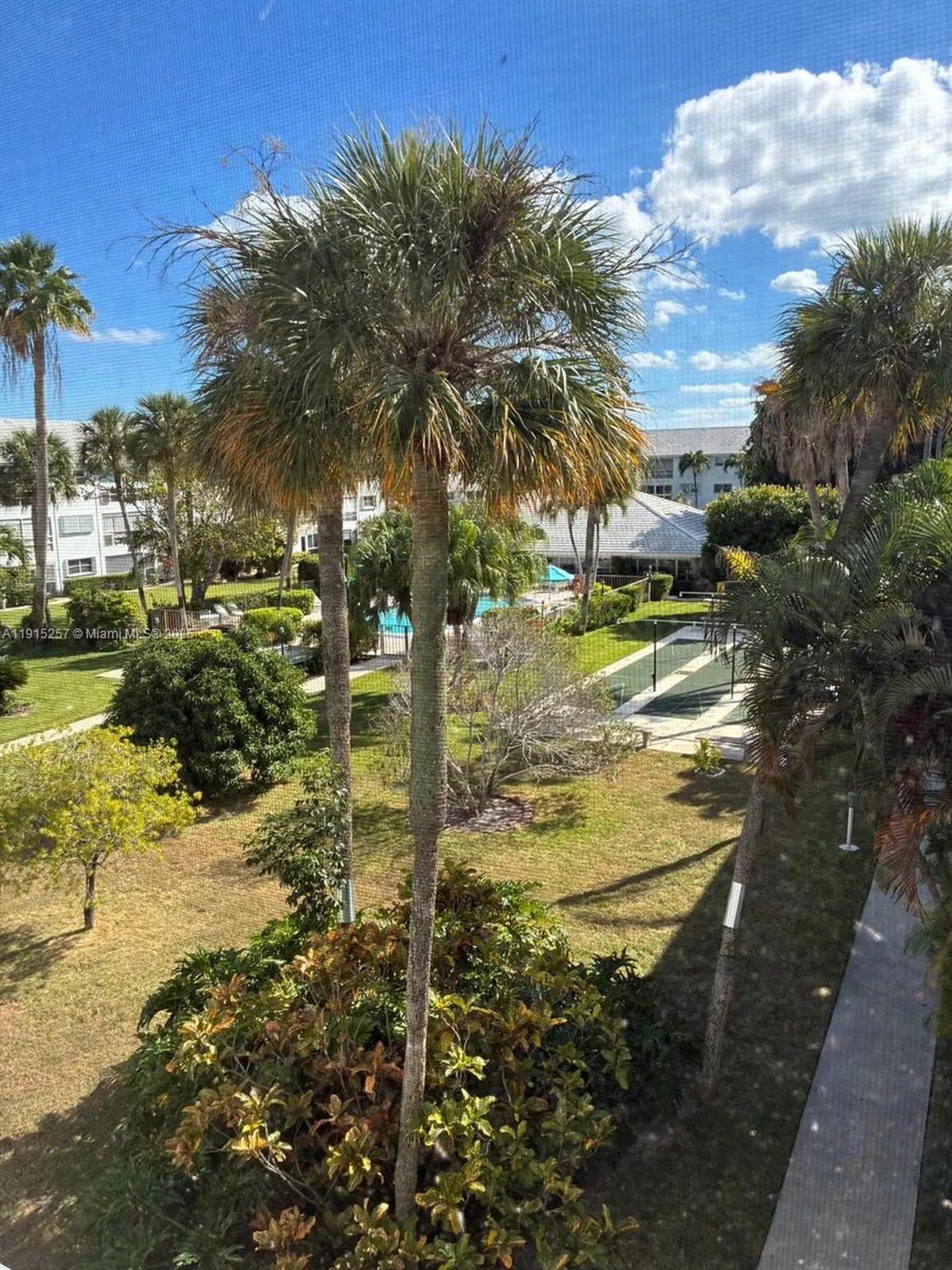 2050 NE 39th Street Lighthouse Point FL 33064