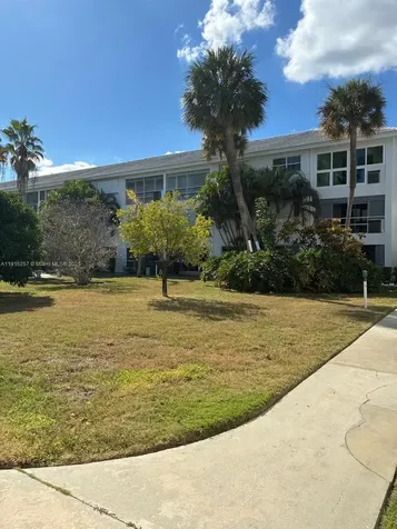 2050 NE 39th Street Lighthouse Point FL 33064