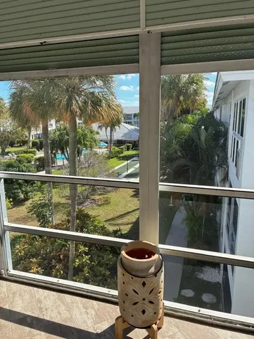 2050 NE 39th Street Lighthouse Point FL 33064