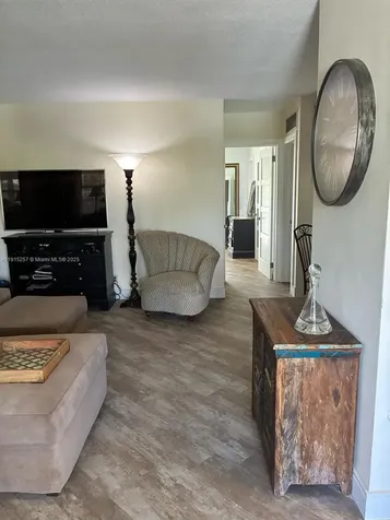 2050 NE 39th Street Lighthouse Point FL 33064