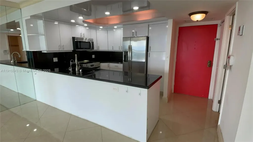 3800 S Ocean Drive Hollywood FL 33019