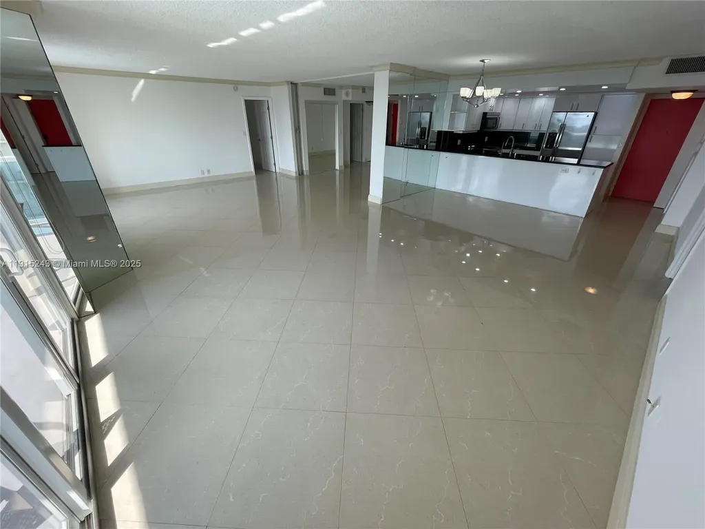 3800 S Ocean Drive Hollywood FL 33019
