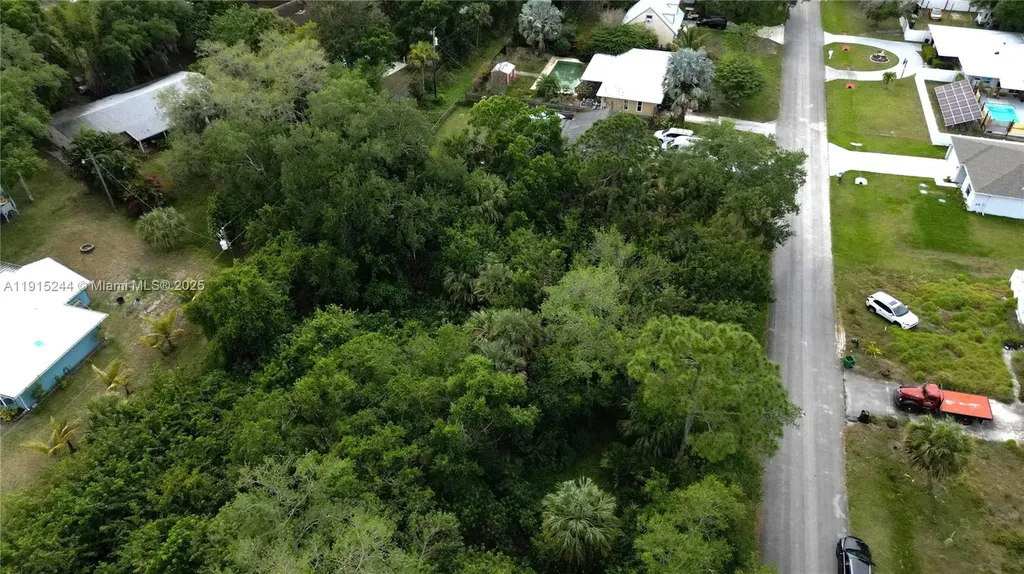 7903 Penny Lane Fort Pierce FL 34951