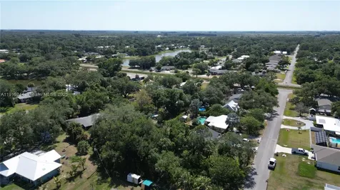7903 Penny Lane Fort Pierce FL 34951