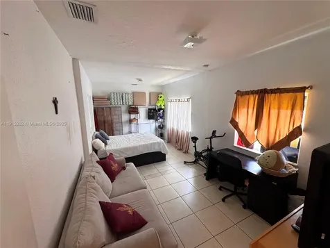 1403 SE 6th Street Homestead FL 33033
