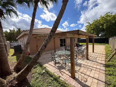 1403 SE 6th Street Homestead FL 33033