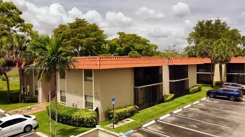 9712 Hammocks Boulevard Miami FL 33196