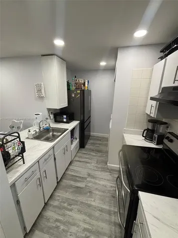 9712 Hammocks Boulevard Miami FL 33196