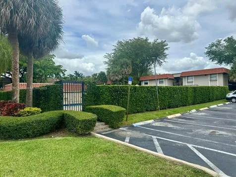 9712 Hammocks Boulevard Miami FL 33196