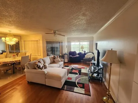 300 SW 130th Terrace Pembroke Pines FL 33027