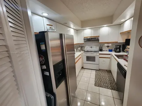 300 SW 130th Terrace Pembroke Pines FL 33027