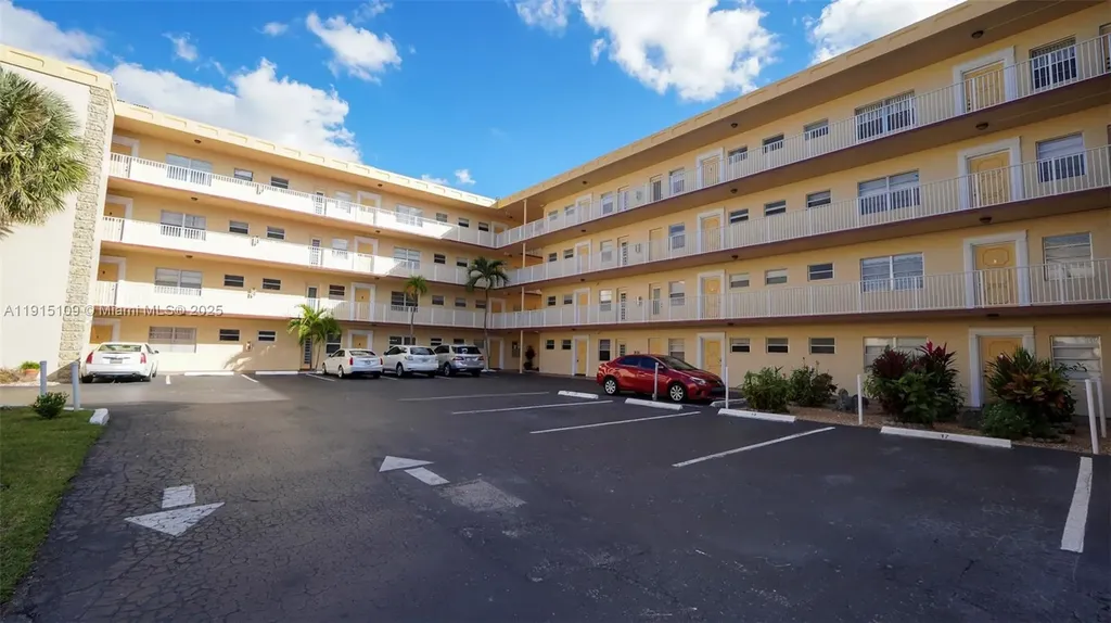 3940 NW 42nd Avenue Lauderdale Lakes FL 33319