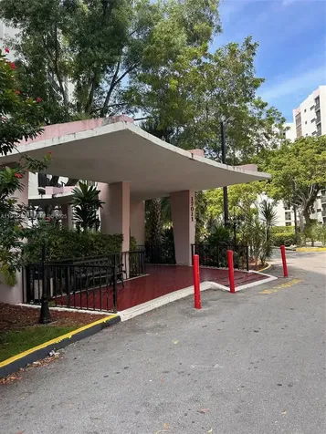 17011 N Bay Road Sunny Isles Beach FL 33160