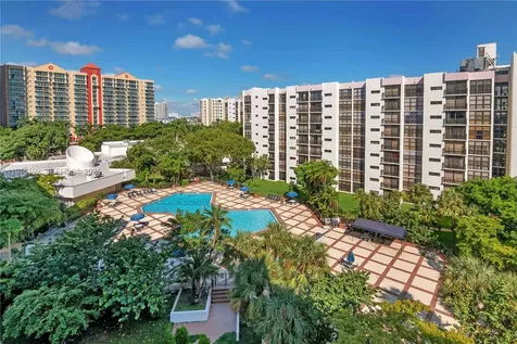 17011 N Bay Road Sunny Isles Beach FL 33160