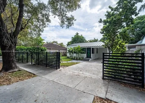 5220 SW 6 Street Miami FL 33134