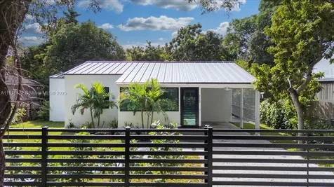 5220 SW 6 Street Miami FL 33134