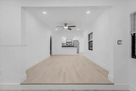 5220 SW 6 Street Miami FL 33134