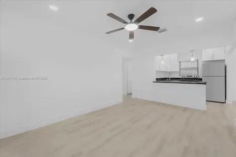 5220 SW 6 Street Miami FL 33134