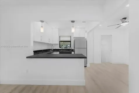 5220 SW 6 Street Miami FL 33134