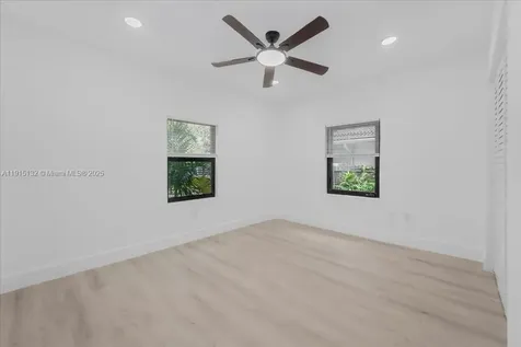 5220 SW 6 Street Miami FL 33134