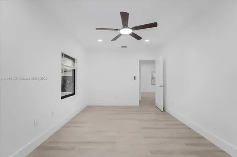 5220 SW 6 Street Miami FL 33134