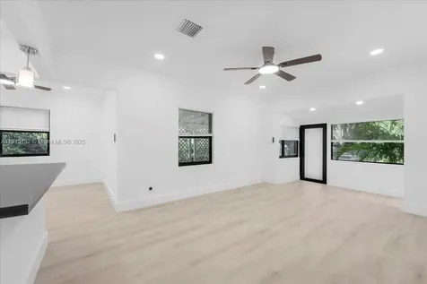 5220 SW 6 Street Miami FL 33134