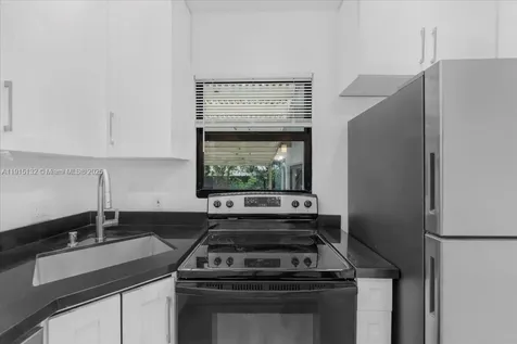 5220 SW 6 Street Miami FL 33134