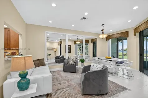 38 S Lakeshore Drive Hypoluxo FL 33462