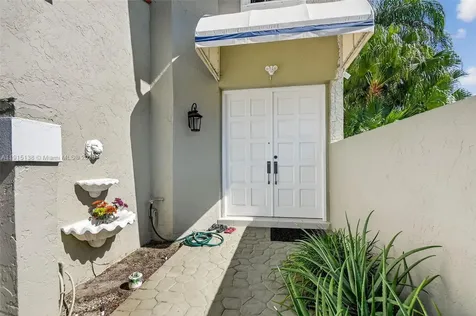 38 S Lakeshore Drive Hypoluxo FL 33462