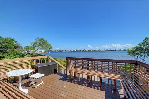 38 S Lakeshore Drive Hypoluxo FL 33462