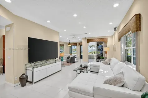 38 S Lakeshore Drive Hypoluxo FL 33462