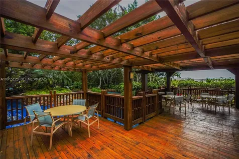 2000 Towerside Terrace Miami FL 33138