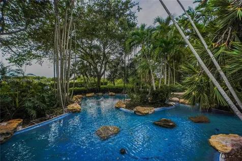 2000 Towerside Terrace Miami FL 33138