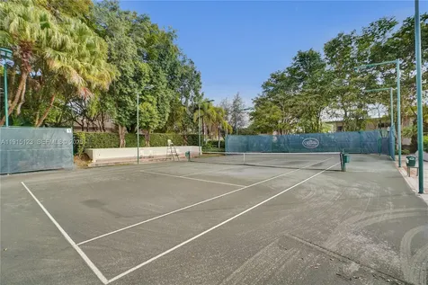 2000 Towerside Terrace Miami FL 33138