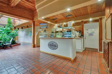 2000 Towerside Terrace Miami FL 33138